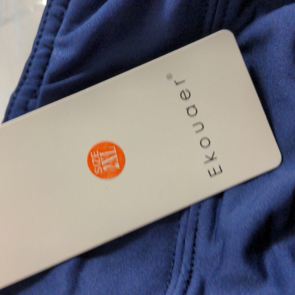 Navy, Golf, Tennis, Athletic Leisure Skort. Ladies 2XL - Picture 2 of 3